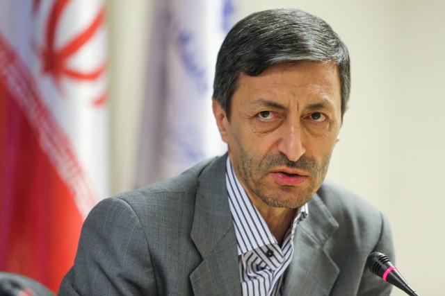 توزیع سبد غذایی و کمک نقدی به مددجویان گرفتار سیل توزیع سبد غذایی و یاری نقدی به مددجویان گرفتار سیل